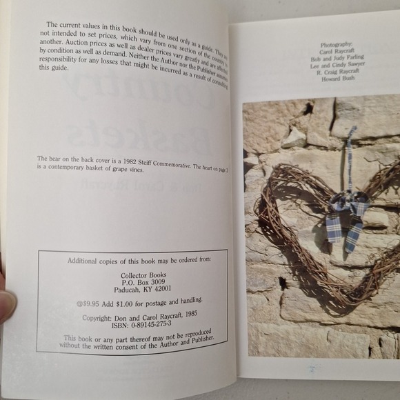 Collectors Guide to Country Baskets Paperback By Raycraft, Don 1st Ed. VERY GOOD - Picture 14 of 14